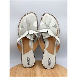 Born White Leather Floral Applique Thong Comfort Sandals Womens 10 Coastal Boho